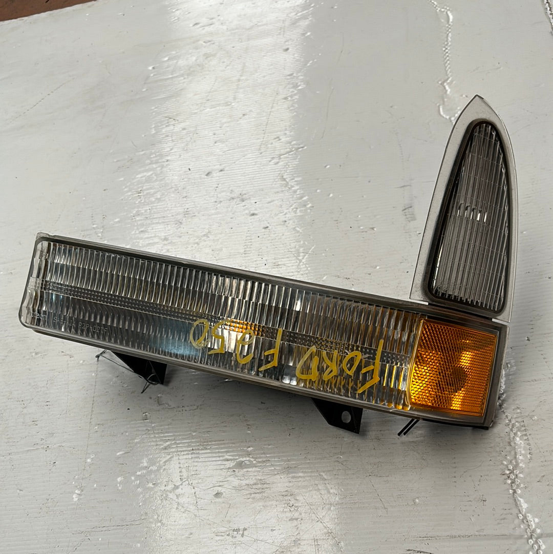 Faro Ford F250 Lateral Amarillo