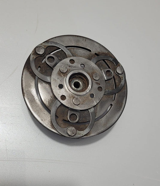 Tapa Crochera Compresor Nissan Sentra B15