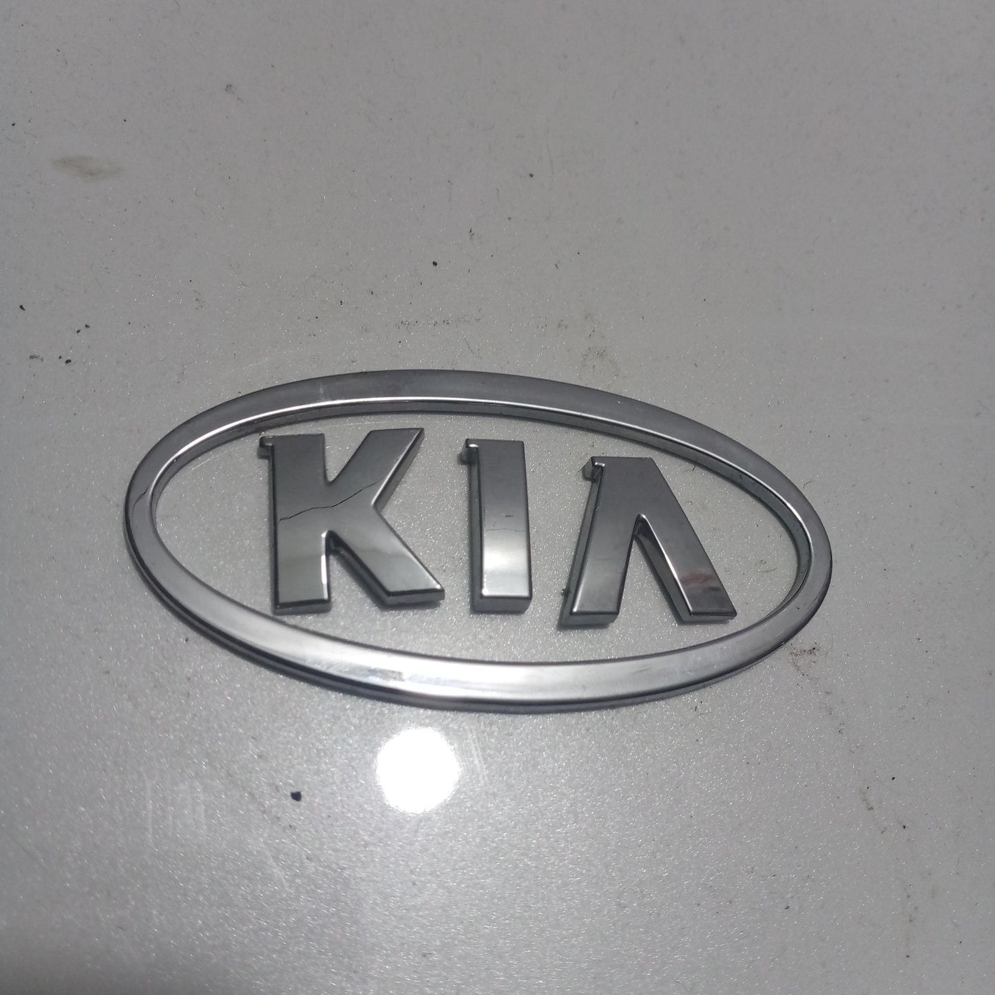 Emblema Logo Kia Stylus